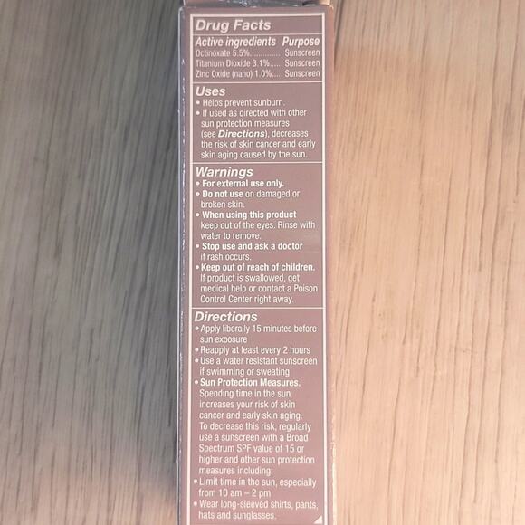 ❤️NWT❤️ Revlon Illuminance Serum Tint SPF 15 - Light Brown - Rich Mahogany - Picture 5 of 10